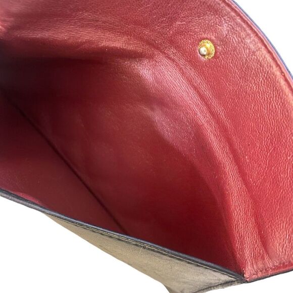 ❤️SOLD❤️AUTHENTIC CHANEL Vintage Classic Black Flap Closure Clutch Purse - Picture 14 of 14